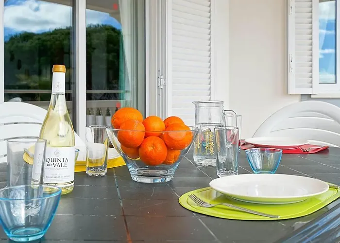 Casa Miguel -3 Bedroom With Private Swimming Pool * Lagoa (Algarve)